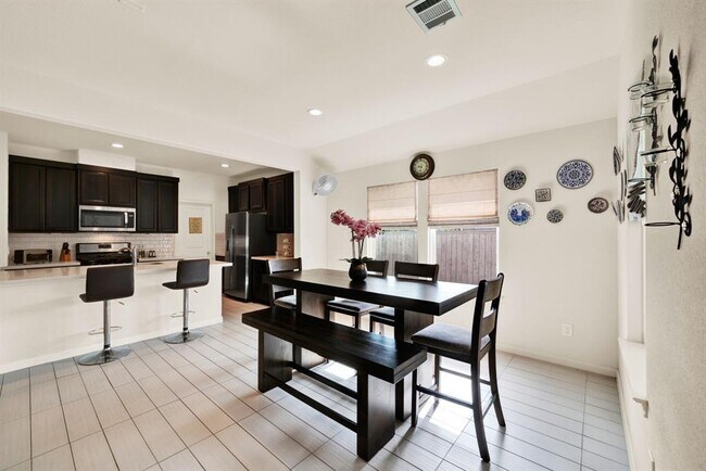 Building Photo - 2503 Hagerman Ct