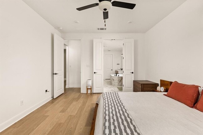 Building Photo - 2132 Cavara Cv