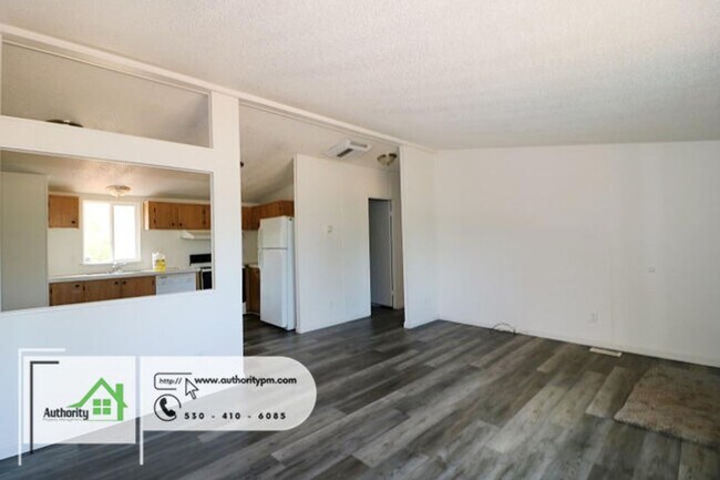 Building Photo - 7700 Fisher Ln