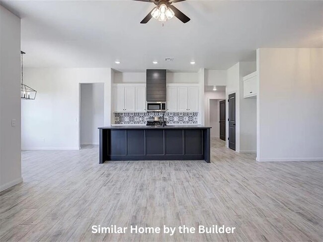 Building Photo - 2004 W Flintlock Wy