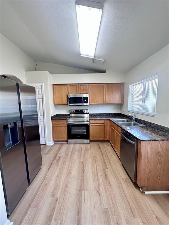 Building Photo - 11030 Whittney Chase Dr