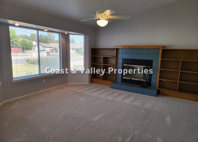 Building Photo - King City home for RENT!!!