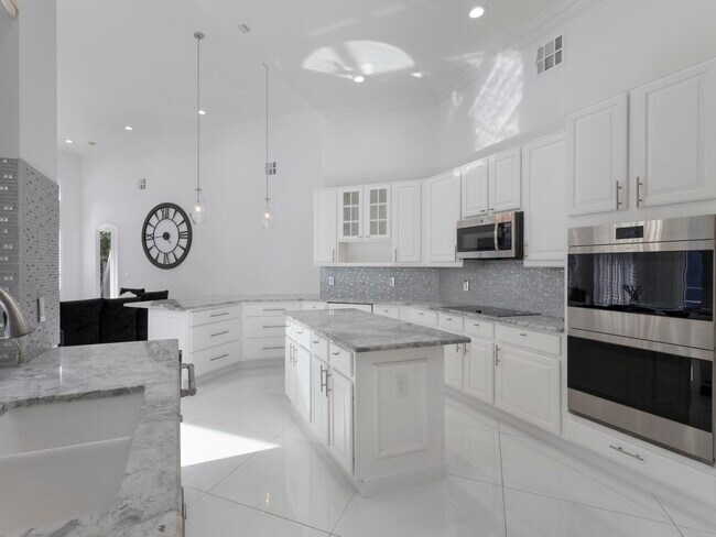 Building Photo - 21713 Marigot Dr