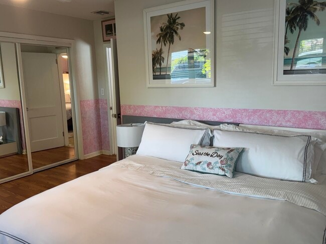 Building Photo - 3209 Norfolk St