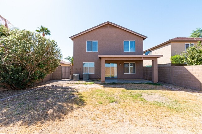 Building Photo - 31569 N Sundown Dr