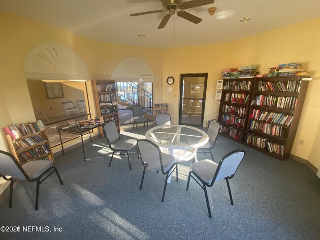 Building Photo - 104 Surfview Dr