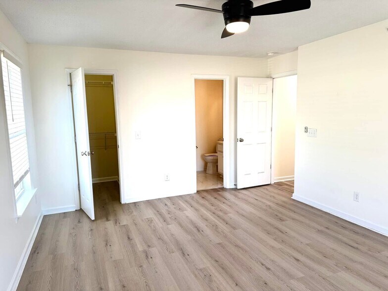 Building Photo - 3487 Forestdale Dr