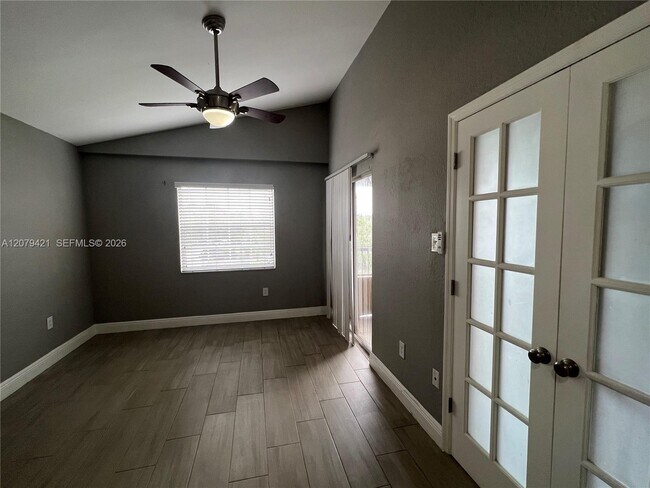 Building Photo - 2881 N Oakland Forest Dr
