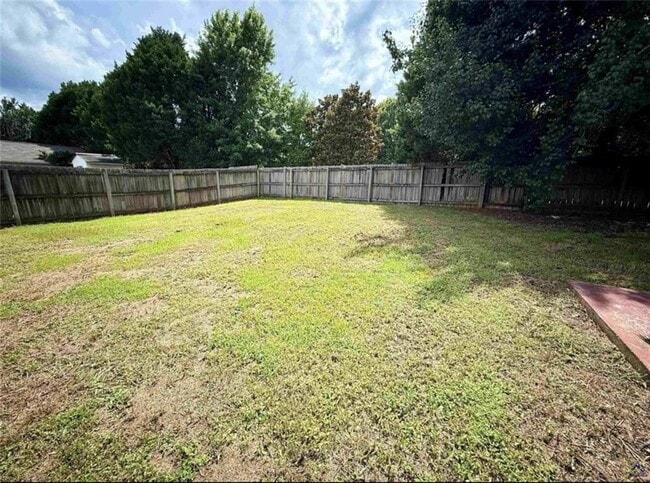 Building Photo - 448 Falkirk Dr