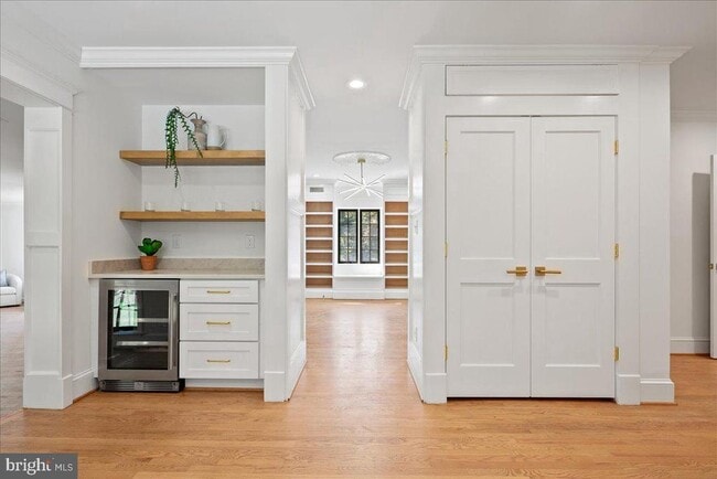 Building Photo - 10816 Barn Wood Ln