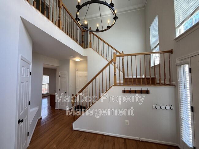 Building Photo - 14 Heatherbrook Ln