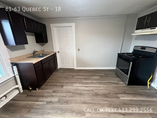 Building Photo - Fully Renovated 2 Bedroom Unit in Indian O...