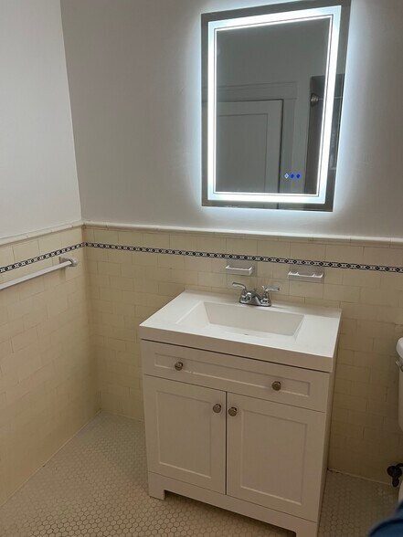 Building Photo - 3451 Aldine St