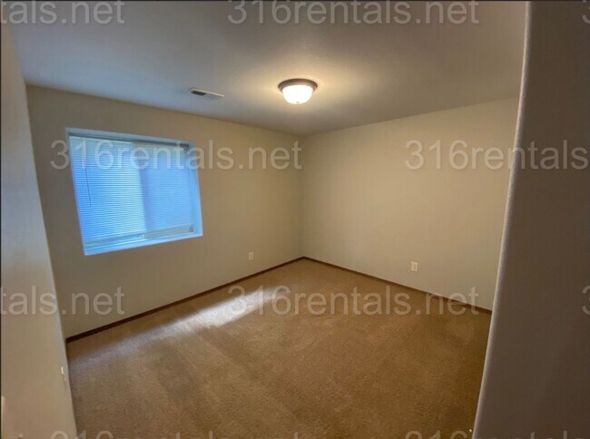 Building Photo - $1575 - COMING SOON! 4 bedroom/ 2 bathroom - Gorgeous newly remodeled townhome!