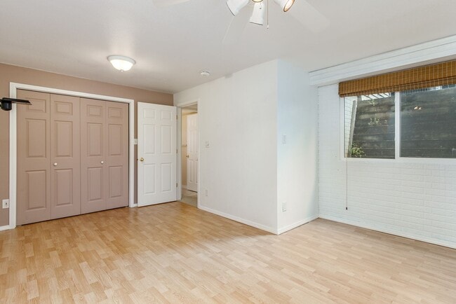 Building Photo - 2620 Camden Dr