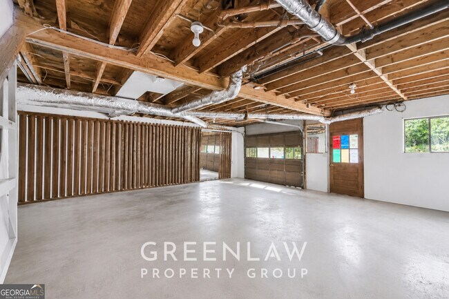 Building Photo - 3605 Flat Shoals Rd