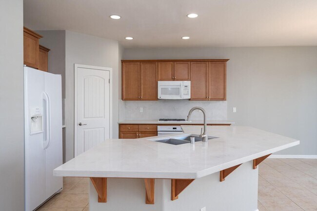 Building Photo - Harlan Ranch Home with Yard for Lease