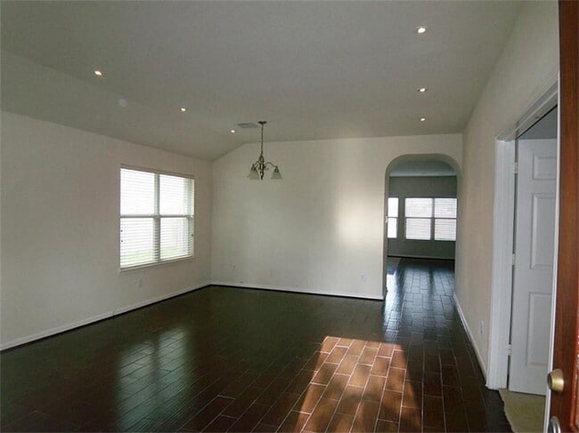 Building Photo - 2223 Enchanted Park Ln