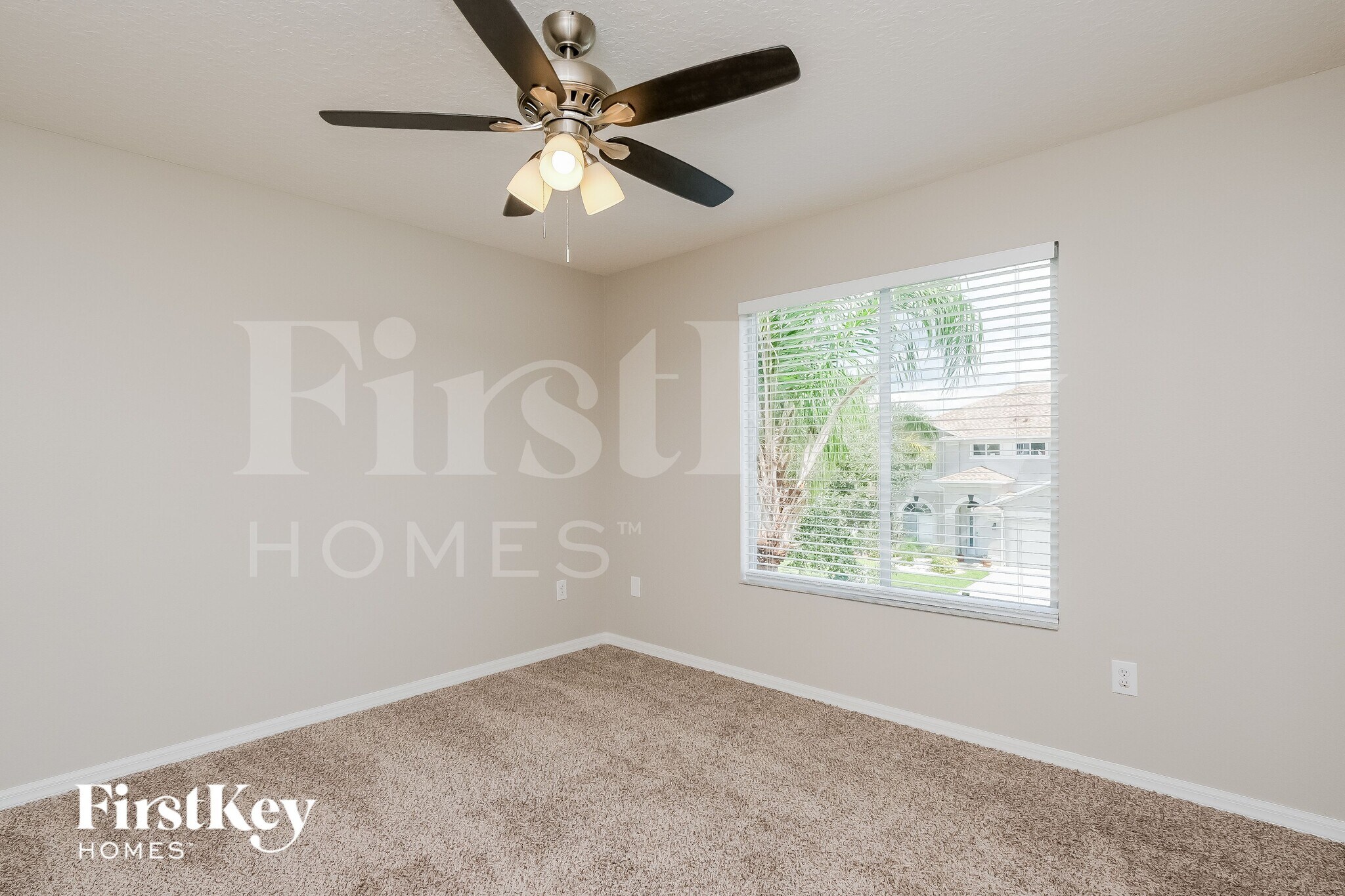 Building Photo - 4925 Woodmere Rd