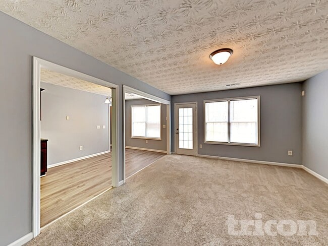 Building Photo - 1710 Meadow Trace