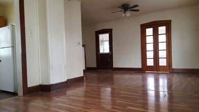 Building Photo - 729 Dawson St