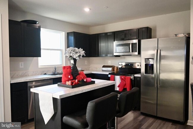 Building Photo - 110 Mariners Wy