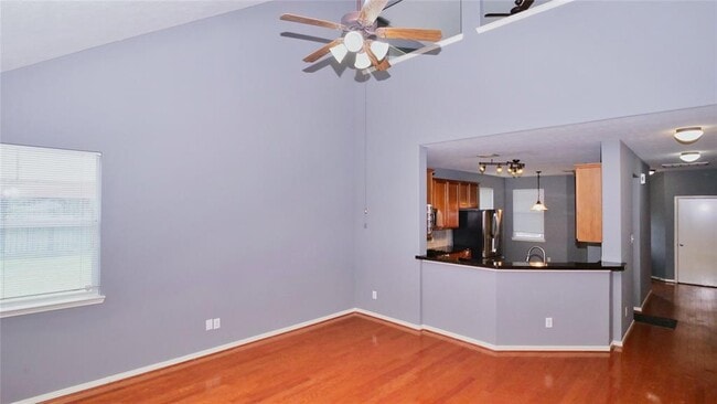 Building Photo - 2931 Meadowglen Cove