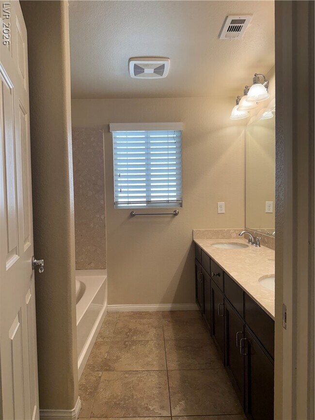 Building Photo - 5897 Atlantis Dream Ave