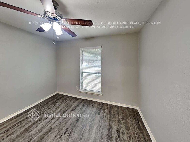 Building Photo - 3803 Double Oak Ln