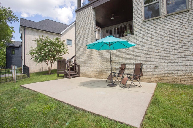 Building Photo - 2024 Albatross Way