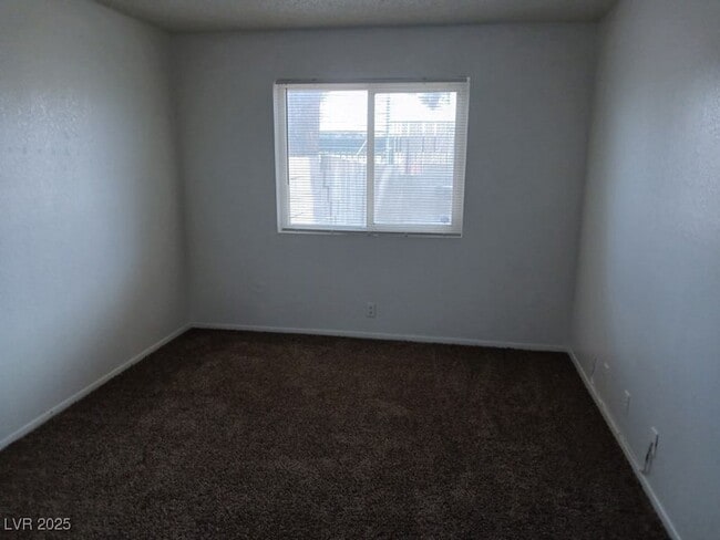 Building Photo - 6201 Bellota Dr