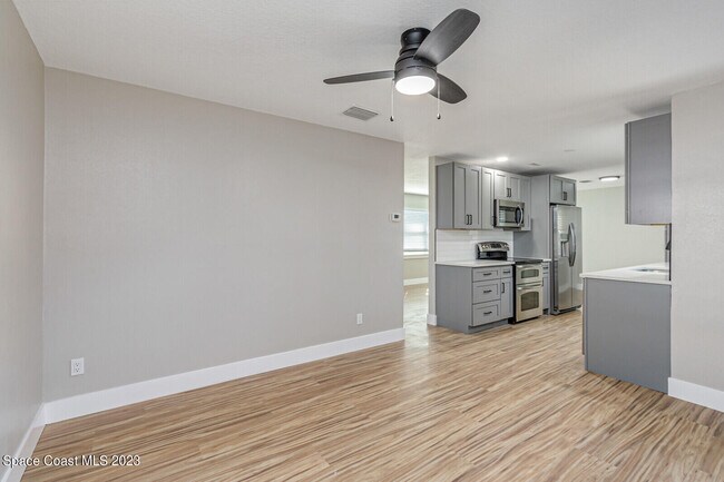 Building Photo - 5711 Margo Ct