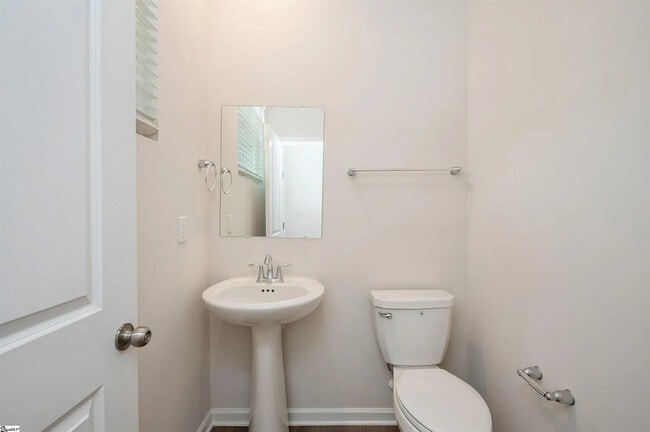 Building Photo - 305 Rodessa Ln