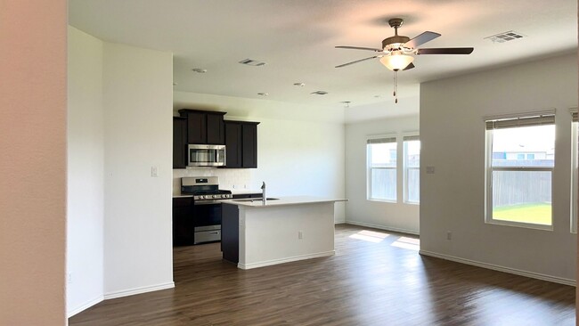 Building Photo - 112 Wolseley Dr