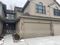 Building Photo - 45245 Horseshoe Dr