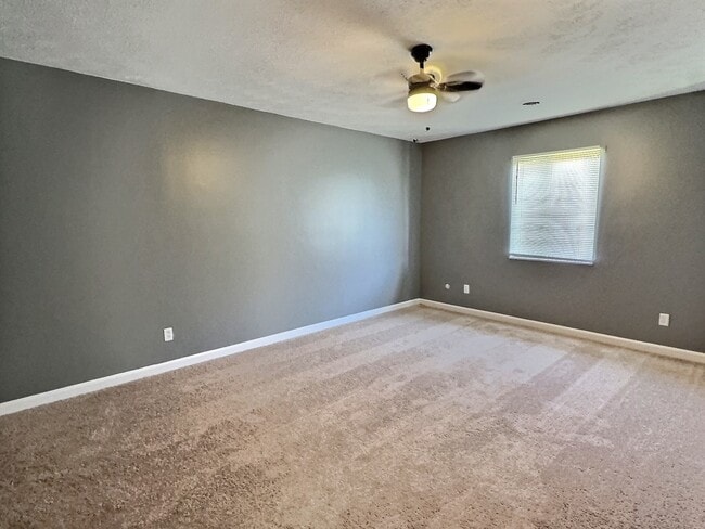 Building Photo - 2846 Virginia Ave