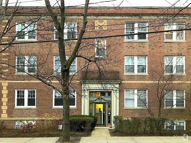 Building Photo - 169 Kent St