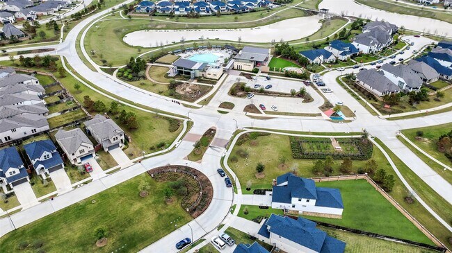 Building Photo - 7222 Grassland Vis Ln