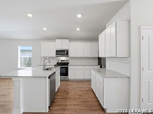 Building Photo - 804 Red River