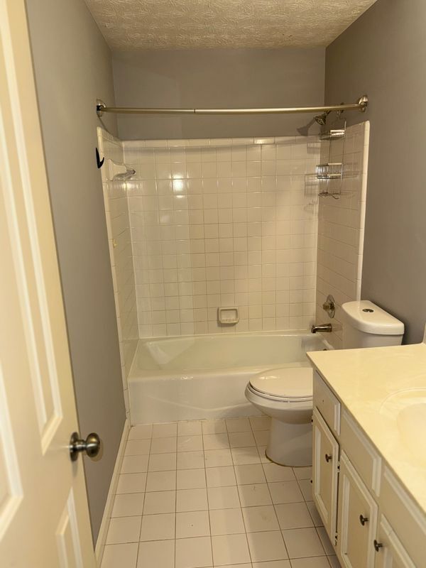 Building Photo - 4650 Kousa Ln