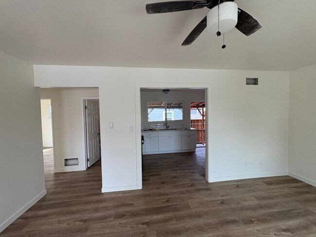 Building Photo - La Habra Duplex