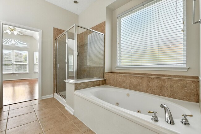 Building Photo - 6538 Ivy Heath Ln