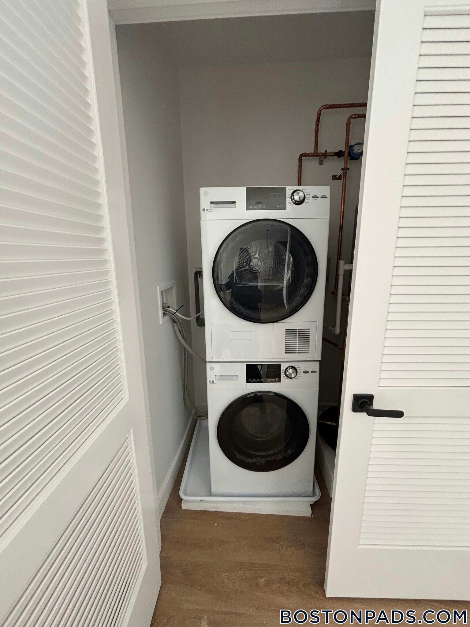 Building Photo - 199 Gardner St