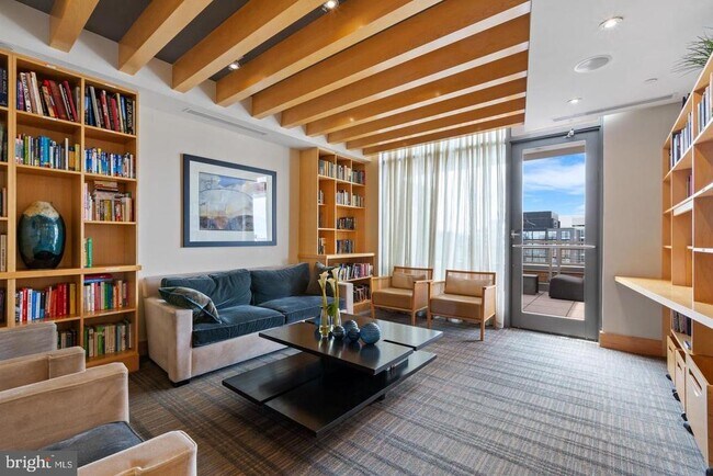 Building Photo - 475 K St NW