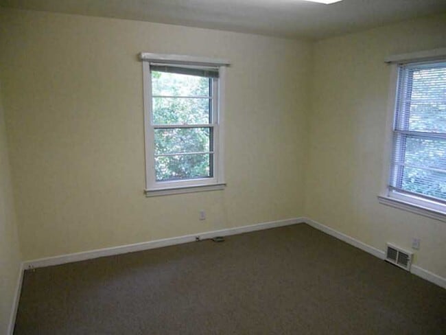 Building Photo - 4267 Chamblee Tucker Rd