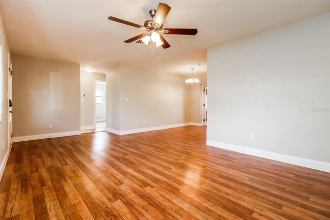 Building Photo - 9894 110th Ln N