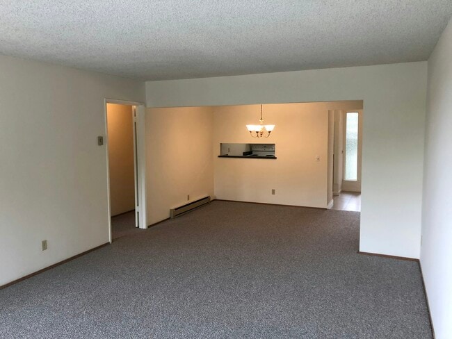 Building Photo - 4008 Farm Hill Blvd