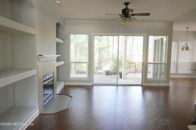 Building Photo - 2359 Huckins Ct