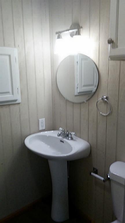 Building Photo - 23724 Longenbaugh Rd