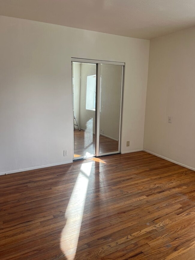 Building Photo - Midtown Ventura Charming 3+2 bedroom home ...